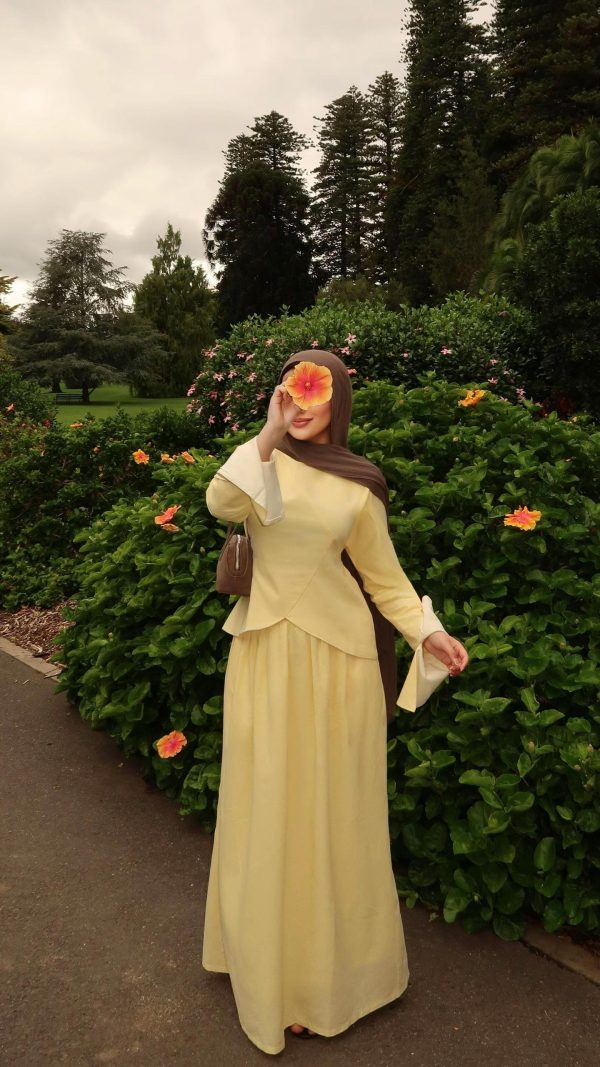 La robe Aurora D'or 👑🌼
